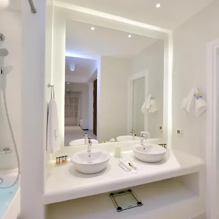 Guest house Room In Bb - Saint John Hotel Villas Spa - Villa Amalia With Private Pool Five-Bedroom Vil *